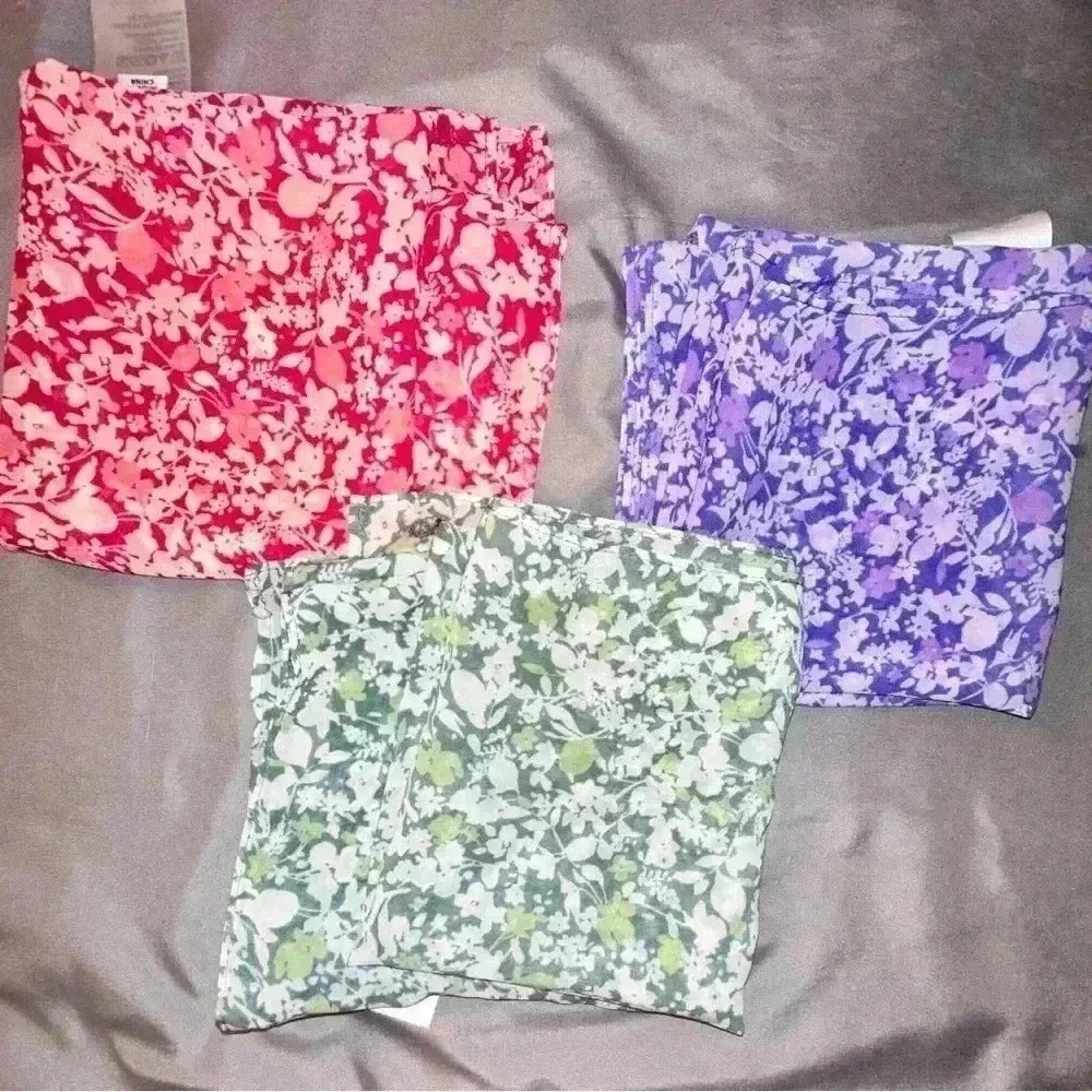 Isaac Mizrahi handkerchiefs  x3  (S377)